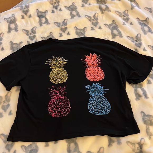 Local Lab black pineapple tee - Picture 2 of 5
